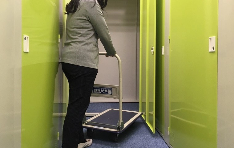 シートランクルーム人形町店