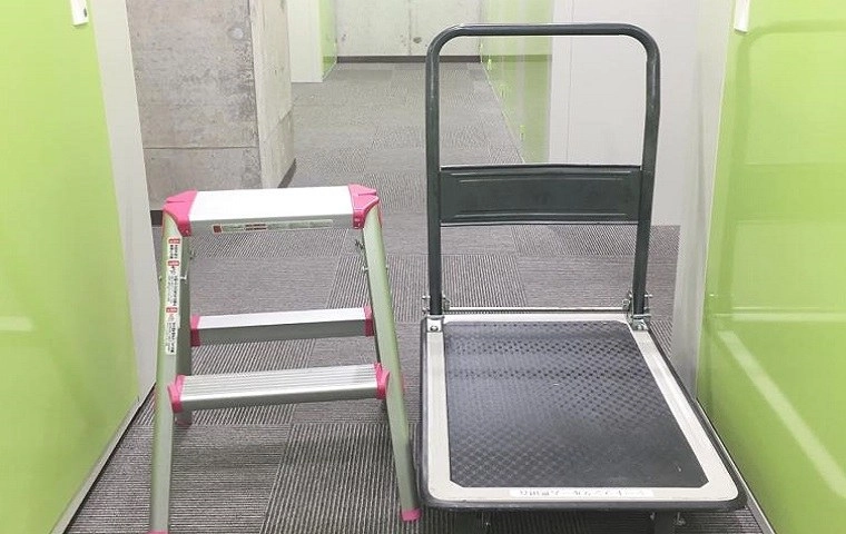 シートランクルーム松陰神社前店