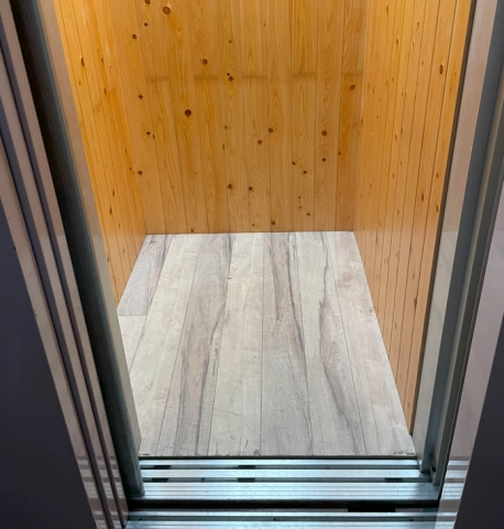 シートランクルーム大島店